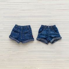 Blue shorts made with denim. It has functional pockets at front and back, belt loops, and rolled legs. Perfectly reproduced miniature pants for dolls. Perfect jeans for summer outfits, but not only! You can pair it with tights for a more autumny/spring look. →Suitable for: Pullip, Blythe, Pure Neemo, Obitsu 26 & 27, Barbie Made to move, and other similar 1/6 scale dolls. Including: shorts *1 →Check also: T-shirt: https://www.etsy.com/listing/753792812 →Colors may vary depending on the monito Denim Blue Short Length Jeans With Belt Loops, Short Leg Denim Blue Jeans With Pockets, Denim Jeans With Belt Loops And Short Legs, Recycled Denim Shorts With Pockets, Short Leg Denim Jeans, Denim Bottoms With Belt Loops And Short Legs, Denim Jeans With Short Legs, Recycled Denim Jean Shorts, Retro Denim Bottoms With Built-in Shorts