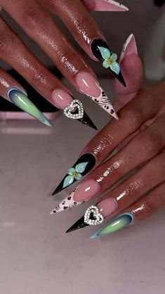 Pr Nails, Starbucks Nails, Gel Nails Shape, Nails 2025, Almond Acrylic Nails Designs, Acrylic Nail Set, Diva Nails