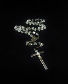 "Vintage Silver Tone Religious Clear Glass Rosary Beaded 36\" Crucifix Cross Necklace  Fair pre-owned condition! Noticeable wear on metal chain, reversible medallion and cross. See pictures for cosmetic condition.  Measurements:  *Necklace: approximately 36\"  *Drop: 7.5\"  *Cross: 2.25\" x 1.25\" Things to note: *Everything in this shop is bought secondhand and I try to clean things when I can (dirt, verdigris, etc.) but aside from that everything comes as is, especially silver. I do my best to advise on each piece's condition and flaws to the best of my abilities. If you want something cleaned/polished please let me know in advance and I will do my best to clean your piece. *If you would like any more specific pictures of an item or items that aren't shown, please send me a message and I Vintage Beaded Crucifix Jewelry, Vintage Rosary With Cross Pendant Gift, Vintage Nickel-free Crucifix Jewelry, If You Want Something, Rosary Beads, Stunning Earrings, Metal Chain, Rosary, Vintage Silver