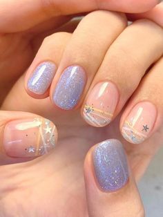 Korean Short Nail Designs Simple, Simple Doodle Nail Art, Fun Nail Art For Short Nails, Kbeauty Korean Nails, Short Nail Designs Sparkle, Winter Korean Nails, Korean Nail Art Simple Cute, Nail Art Korean Style Cute, Korean Nail Designs Trends