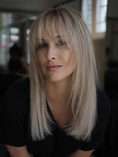 40 Year Old Hairstyles, Lob With Fringe, Blonde Hair Medium Length, Men Locs, Long Fine Hair, Long Hair Highlights, Haircut For Women, Hairstyle For Men