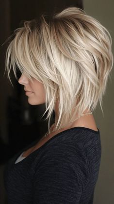 27 Stunning Layered Stacked Bob Haircut Ideas You Need to Try Right Now Edgy Shoulder Length Hair, Layered Stacked Bob Haircut, Bob Haircut Ideas, Stacked Bob, Short Shag Hairstyles, Stacked Bob Haircut