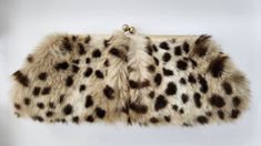 Fur Clutch, Fashion Traditional, Old Hollywood Glamour, Summer Fits, Purse Accessories, Swimwear Outfit, Vintage Fabrics, Hollywood Glamour, New Generation