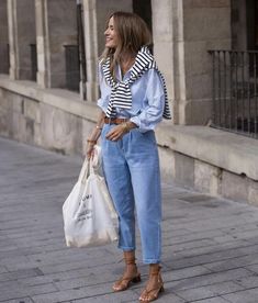 Stile Casual Chic, Casual Chic Outfits, Casual Outfit Inspiration, Jean Trends, Casual Chic Outfit, Looks Style, Mode Inspiration