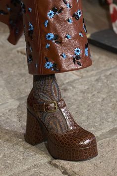 Fashion Fall 2023 2024, Runway Shoes 2023, Autumn Boots 2023, Fall 2023 Runway Trends, Footwear Trends 2024, Etro Fall 2023, Shoes 2023 Fall, Fw 2023 Runway, Shoes Autumn 2023 Trends