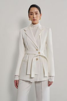 Introducing the coat - a timeless piece of sophistication. Made from high-quality cotton, this coat boasts a flattering straight silhouette and long sleeves for added elegance. Wrap yourself in luxury and elevate your style with this must-have piece. White Suit Ideas, Mean Blvd, Pant Suit, Cotton Coat, Designer Collection, Timeless Pieces, Online Fashion, Latest Fashion Trends, Black Fashion