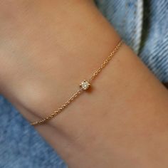 Bracelet Ideas Diamond, Delicate Rings Diamond, Solitaire Diamond Bracelet, Bracelet En Or, Simple Bracelets Gold, Engagement Bracelets, Gold Bracelet Wedding, Fine Bracelet, Solitaire Bracelet