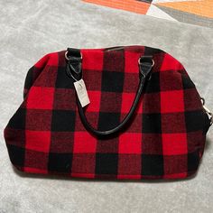 Nwt Plaid Buffalo Weekender Bag. Purchased From Maurices And Never Used. Placed A Tape Measure For Size Reference. Pet Friendly Home. Red Bags For Fall Errands, Maurices Plaid, Tape Measure, Weekender Bag, Travel Bags, Pet Friendly, Buffalo, Black Red, Black And Red