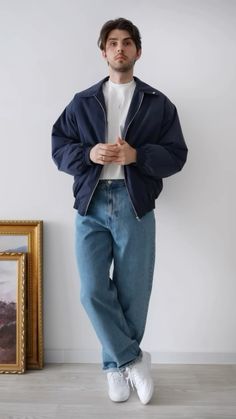 Tech Bro Outfit, Semi Casual Men Outfits, Semi Formal Outfits Men, Blue Jeans Outfit Winter, Vintage Jeans Outfit, Dark Blue Jeans Outfit, Black Shirt Outfit Men, Androgyny Fashion, Blue Jeans Outfit Men