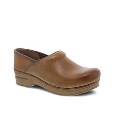 Dansko-Professional Clog Bring comfort to your casual style with the Professional clog from Dansko. Made from burnished nubuck leather upper, this slip-on has leather-lined foam footbed and a padded instep collar to ensure a comfy fit. Its reinforced toe box offers more room for your toes while the protective heel counter enhances lateral stability. An anti-fatigue rocker bottom grounds the look. Trending Handbags, Honey Brown, Trending Sneakers, Professional Women, Athletic Fashion, Nubuck Leather, Dansko Professional Clog, Comfy Fits, The Professional