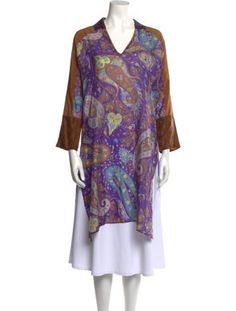 Etro Silk TunicBrownPaisley PrintEmbroidered AccentLong Sleeve with V-NeckDesigner Fit: Designed for a slim fit, those with a curvy figure may wish to take one size up. Multicolor V-neck Tunic For Fall, Fitted V-neck Bohemian Kaftan, Printed V-neck Tunic, Fall Beach Kaftan With V-neck, Casual V-neck Patterned Kaftan, V-neck Paisley Print Blouse For Vacation, Fall Multicolor V-neck Tunic, V-neck Tunic For Fall Daywear, Casual Brown V-neck Kaftan