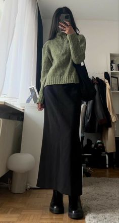 Elegant Fits, 00s Mode, Dream Fashion, Long Skirt Outfits, Future Wardrobe, Thrifted Outfits, 2024 Style, Teacher Outfits, Modest Fashion Outfits