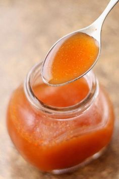 This Homemade Cough Remedy is a spicy, honey-cider syrup potent enough to calm a cough and soothe a sore throat for kids and adults. Home Remedies For Sinus, Homemade Cough Syrup, Homemade Cough Remedies, Sinus Infection Remedies, Spicy Honey, Natural Cough Remedies, Cough Remedies, Cold Remedies, Homemade Remedies