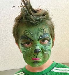 DIY Grinch Christmas Costume Idea Diy Grinch Face Paint, Lorax Face Paint, Grinch Face Makeup, Halloween Makeup Boys Kids, Grinch Face Paint Kids, The Grinch Face Paint, Grinch Face Painting, Diy Grinch Costume, Kids Grinch Costume