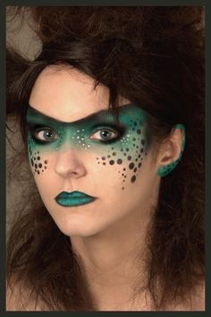 Little Mermaid Makeup, Warrior Makeup, Carnaval Make-up, Green Face Paint, Adult Face Painting, Alien Makeup, Smink Inspiration, Fairy Makeup, Mermaid Makeup