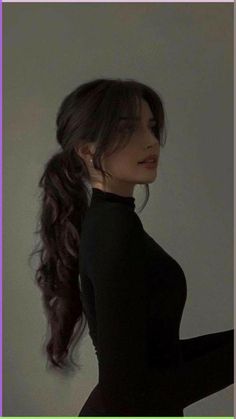 hair, curled hairstyle, ponytail, bangs, curtain bangs, #hairs #hair #hairstyles #hairstyle #haircut #haircolor #hairstylist #beauty #love #fashion #hairdo #hairdresser #hairgoals #instahair #hairstyling #hairfashion #hairsalon #style #haircare #instagram #hairoftheday #wigs #hairextensions #haircolorist #beautiful #barber #makeup #follow #like #longhair #curtainbangs #bangs Haircut Butterfly Cut, Haircut Bang, Ways To Style Curtain Bangs, Bang Styling, Pretty Haircut, Haircut Butterfly, Ponytail Bangs, Styling Aesthetic, Hair Butterfly