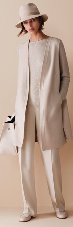 Outfit Chic, Super Ideas, Marbella, Outfits Casuales, Fashion Designers, Harrods, Minimalist Fashion