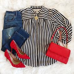 Black And White Striped Top Outfit, Black And White Striped Outfit, Black Blouse Outfit, Striped Blouse Outfit, White Striped Shirt Outfit, Striped Top Outfit, White Tops Outfit, New York Outfits, Stripe Outfits