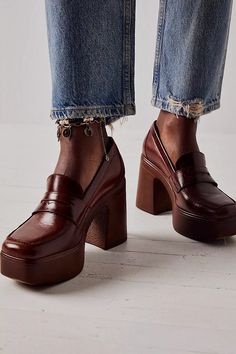 Zoe Platform Loafers | Free People Loafers Retro Outfit, Pink Chunky Loafers Outfit, High Heel Loafers Outfit, Heeled Loafers Outfit, Brown Heeled Loafers, Mode Rockabilly, High Heel Loafers, Retro Heels, Loafers Outfit