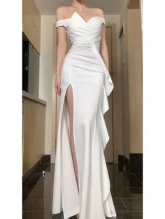 Voguable Summer Solid Color Strapless Elegant Sexy Evening Dress Women's Slim Fit Chiffon High Waist Luxury Sheath Formal Dresses voguable White One-shoulder Evening Maxi Dress, White One Shoulder Evening Maxi Dress, White V-neck Maxi Dress For Banquet, White One-shoulder Evening Dress For Night Out, White Off-shoulder Maxi Dress For Evening, White Off-shoulder Evening Maxi Dress, White Sheath Evening Dress For Party, White One-shoulder Maxi Dress For Night Out, White Off-shoulder Maxi Dress For Night Out