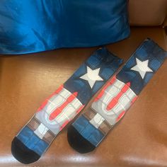 Nwot Captain America Print Socks. One Size Fits All. Length Is Approximately At The Middle Of The Lower Leg. Very Soft. Been Washed, But Never Worn. Good Elasticity, Shouldn’t Fall Down When Worn. Marvel Accessories, Print Socks, Lower Leg, Falling Down, Kids Accessories, Captain America, One Size Fits All, Blue Black, Socks