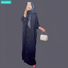 Veeya kaftan premium vscs rayon material Bust 160 cm Shirt length 140 cm Can make a large body up to 90 kg Free Size Long Sleeve Abaya, Casual Long Kaftan For Eid, Oversized Tunic Abaya, Free Size Tunic Abaya, Ladies Shirts Formal, Batik Blouse, Formal Shirt, Ethnic Dress, Women Blouse