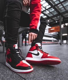 PRODUCT DETAILS Includes Shipping bags, dustbag sleeper, care manual, booklet, tag. Nike Casual, Cheap Jordan, High Shoes, Air Jordan 1 High, Jordan 1 High, Balenciaga Designer, Jordan 11, Air Jordan 1, Yin Yang