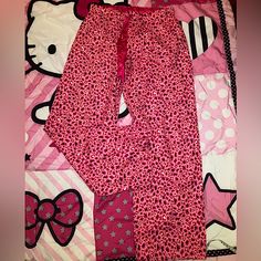 Brand New Size Large Perfect Condition Pink Long Pants For Bedtime, Pink Stretch Bottoms For Bedtime, Purple Lounging Bottoms Long Pants, Purple Lounging Bottoms, Purple Lounging Pants, Purple Long Pants For Lounging, Casual Purple Sleep Pants, Casual Leopard Print Sleepwear For Loungewear, Pink Stretch Pants For Sleepover