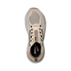 Supreme softness & do-it-all design. Chic Tennis Shoes, Brooks Glycerin 21, Comfortable Tennis Shoes For Women, Trendy Gym Shoes For Women, Comfy Running Shoes, Brooks Tennis Shoes, Brown Running Shoes, Brooks Shoes Women, Brooks Shoes Outfit