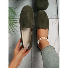 -Item Id 31869975 -Details: Bow -Strap Type: Ankle Strap -Pattern Type: Plain -Toe: Round Toe -Color: Army Green -Upper Material: Fabric -Lining Material: Pu Leather -Insole Material: Pu Leather -Outsole Material: Rubber **Open To Offers!!!** **Bundle To Save More** **30% Off Bundles Of 2 Or More Items!!** ***Orders Go Out Within 5-10 Business Days!! Thank You For Your Patience!! Multiple Sizes And Colors Available In Most Styles Don't See Your Size Or Color Listed, Just Ask. Trendy Green Flats With Round Toe, Chic Green Round Toe Flats, Trendy Closed Toe Flats For Fall, Casual Open Toe Flats For Fall, Boutique Shoes, Women's Flat Shoes, Shoe Boutique, Colour List, Flat Shoes