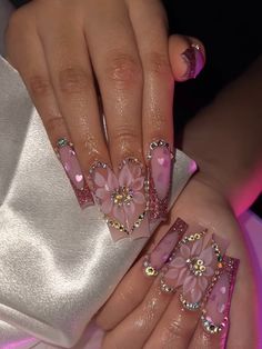 Pink Buchifresa Nails, Latina Nail Designs Pink, Buchona Nails, Ongles Bling Bling, Quince Nails, Bday Nails, Quinceanera Nails, Long Acrylic Nail Designs, Quince Ideas