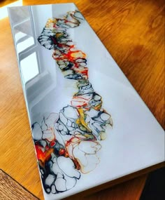 Resin art Resin Table Ideas, Resin Art For Beginners, Art With Resin, Diy Resin Table, Resin Art Ideas, Epoxy Resin Projects, Resin Countertops