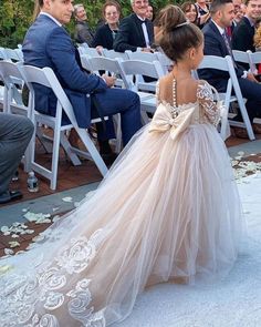 Gaun Tulle, Country Flower Girls, Flower Girl Dresses Country, Long Flower Girl Dresses, Ivory Flower Girl, Ivory Flower Girl Dresses, Tulle Flower Girl, Tulle Flowers, Flower Girl Dress Lace