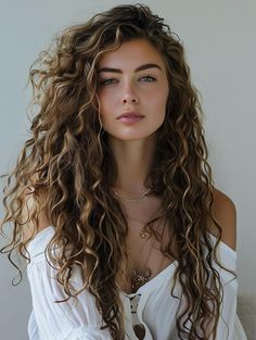 Elegant Long Curly Hairstyles for Every Occasion Loose Beachy Curls, Long Curly Hair Middle Part, Messy Curled Hair, Romantic Curly Hairstyles, Long Curly Wedding Hair, Long Curly Hairstyles, Brunette Hair Cuts, Curly Cut, Curl Types