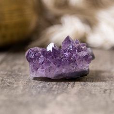 Reiki Therapy, Celestite Crystal, Relaxing Weekend, Crystal Formations, Purple Sparkle, Meditation Crystals, Raw Amethyst, Amethyst Cluster