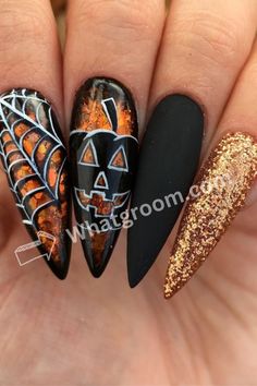 Get ready to spookify your nails with Halloween Nail Art! 🎃💅 Transform your fingertips into cute pumpkins, spooky ghosts, and eerie spiders. Mix bold colors like orange and black, and add fun stickers or decals for an extra festive touch. Show off your boo-tiful nails all October long! #HalloweenNails #SpookyMani #NailArtFun Horror Themed Nails, Playful Nails, Nails October, Nagellack Trends, October Halloween, Spider Webs