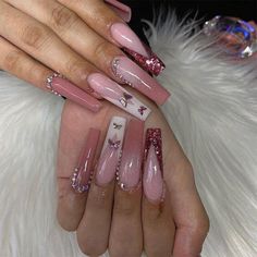 Hot Girls 3D Rhinestones Pink Glitter Fake Nails Butterfly Press On Nails Tips Fake Nails Long, Sharp Nails, Nail Remover, Nail Type, Coffin Press On Nails, Stick On Nails, False Nail