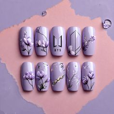 purple nail design ideas 💡#purple #nailart #naildesign #purplenailsdesigns #trendy #bts Purple Nail With Design, Kpop Inspired Nails Skz, Bts Nail Art Designs, Gel Nail Designs Purple, Nails Purple Flower, Nails Purple Design, Purple Aesthetic Nails, Bts Nails Designs, Nail Art Bts