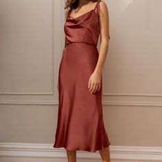 Bridesmaid Dress Never Worn! All Tags On, No Alterations To Original Cut. Jenny Yoo, Style Kat, Luxe Satin, Size 6 Womens. Purchased Through Bella Bridesmaids. Https://Bellabridesmaids.Com/Products/Jenny-Yoo-Dress-Kat?Srsltid=Afmboorwy1zyq8qvatdvaejrn_cke6bisfr6uzq8heowjwyxisjmmlr0 -- Note Photos On The Bella Bridesmaid Makes The Dress Look More Terra Cotta. The Dress Looks More Like The Photos I Took, More Red. Luxe Satin Fabric Midi Length Skirt Measures 31 3/8” From The Waist Seam To The Hem. Midi Bridesmaid Dress, Bias Cut Skirt, Jenny Yoo, Poses References, Satin Bridesmaid Dresses, Cowl Neckline, Reception Dress, Moda Vintage, Modern Dress