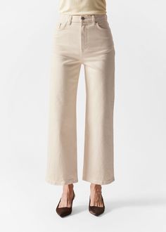 Wide Cropped Jeans - Light Beige - Jeans - & Other Stories US Classic Non-stretch Cotton Bottoms, Non-stretch Cotton Cargo Pants, Fitted Cream Cotton Jeans, Classic Cream Cotton Jeans, Fitted Cream Bottoms For Everyday Wear, Relaxed Fit Organic Cotton Pants, Organic Cotton Relaxed Fit Pants, Stretch Cotton Cargo Jeans, High-rise Stretch Cotton Pants