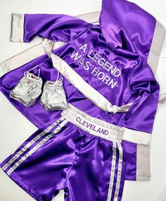 Do you have a little fighter at home? This Personalized Boxing set with shorts, robe and wearable baby gloves is perfect for a 1st birthday photoshoot or even an idea for kids photoshoot. We offer them in any color, size and personalization. Come check our 40% off Cyber Week sale. Dance Team Costumes, Gold Shorts