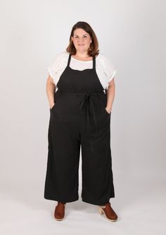 This is a PDF downloadable pattern. Both Curvy & Standard fits are included with your purchase. The Burnside Bibs are versatile overalls that can be dressed up or down. Shoulder straps transition to narrow ties with several options for tying. Intermediate level pattern This pattern is curvy size 18-34, for standard fit click here Cover model is wearing size 24 Pattern files are layered Show us your #burnsidebibs on Instagram Video Tutorial here, blog tutorial here. Having trouble printing your P Work Overalls, Instagram Pattern, Bib Pattern, Cover Model, Fabric Shop, Bibs, Silk Blouse, Casual Looks, Sewing Patterns