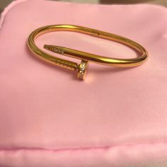 High Quality Unused, Unbranded Fashion Bracelet With Faux Diamonds. Heavy And Sturdy. 18cm Luxury Gold Metal Bracelet For Women, Luxury Vintage Gold Bracelet Gift, Luxury Gold Tarnish-resistant Bracelet, Luxury Gold-tone Metal Bracelets, Small Waist Workout, Luxury Vintage Gold-tone Bracelet, Nail Bracelet, Waist Workout, Small Waist