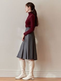 Editor's notesThis skirt has knife pleats detail creating a unique look. It has a minimal design with a clean look. The fabric addresses an elegant mood it can be styled with any top for a sophisticated outfit.- Classic design midi-length skirt- Back banding detail and a comfortable fit - Must-have item and easy to coordinate - A-line with wool blend detail Measurements(in.)One size (XS-M)- Length: 27.55 in.- Waist: 12.60~14.56 in.- Hip: 18.50 in.- Hem: 33.46 in.* Model size: 5' 7 Solid Fall Pleated Skirt With Accordion Pleats, Elegant Winter Bottoms With Accordion Pleats, Modern Pleated Skirt For Fall, Relaxed Pleated Skirt For Fall, Relaxed Pleated Skirt With Folds For Fall, Relaxed Fit Pleated Skirt For Fall, Elegant Solid Pleated Skirt For Winter, Gray Lined Pleated Skirt For Fall, Elegant Winter Skirt With Pleated Hem