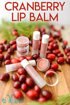 Cranberry Lip Balm Tutorial Soap Tutorial, Diy Lip Gloss, Homemade Lip Balm, Diy Lip Balm, Diy Lips, Natural Skin Care Routine, Homemade Bath Products