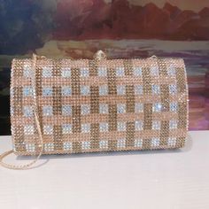 100% handmade evening bags. For Women Who Go For Shopping, Dating, Evening Party or Wedding.Manufacturing time about 5 days, Send us inquiry for wholesale or OEM production. Rectangular Evening Bag For Events, Glamorous Rectangular Box Bag For Events, Glamorous Rectangular Gift Bag, Gold Rectangular Cosmetic Bag, Gold Rectangular Case Bag For Events, Luxury Rectangular Cosmetic Bag For Formal Occasions, Luxury Rectangular Cosmetic Bag For Formal Use, Elegant Rectangular Pouch As Gift, Glamorous Rectangular Evening Bag As Gift