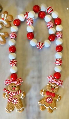 Gingerbread Garland, Xmas Kitchen, Xmas Garland, Beads Garland, Gingerbread Decor, Farmhouse Beads, Tier Trays