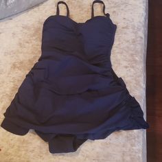 Nwot Adorable Profile By Gottex Size 6 (Fits More Like A Size 4) Tummy Control Skirted Royal/Navy Ruched Middle And Sides. One Piece W Detachable Straps And Soft Cups - Has A Little Skirt. Fitted Swim Skirt With Ruched Sides, Blue Fitted Swimwear With Ruched Back, Blue Ruched Swim Skirt For The Pool, Fitted Ruched Swim Skirt For Pool, Fitted Ruched Bottoms For Pool, Blue Ruched Fitted Swim Skirt, Fitted Ruched Blue Swim Skirt, Fitted Blue Ruched Swim Skirt, Fitted Ruched Casual Swimwear