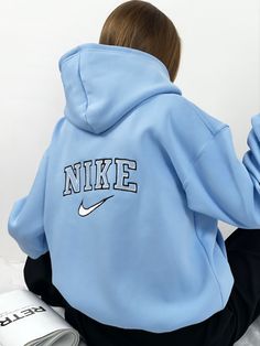 Nike Hoodie Outfit, Denim Diy Clothes, Korean Fashion Kpop Inspired Outfits, Big Hoodies, Korean Fashion Kpop, Blouse Casual Fashion, Fasion Outfits, Trendy Hoodies, Nike Pullover