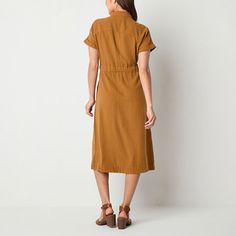 Add this a.n.a women's short-sleeve midi dress to your rotation for effortless work or everyday style in warm weather. It's made from a soft twill blend with a button-front and tie closures, a point collar, and multiple pockets. Team this utilitarian style with heeled or flat sandals. Closure Type: ButtonNeckline: Collar NeckPockets: 2 Side Slip Pockets, 2 Front Flap PocketsSleeve Length: Short SleeveSleeve Style: Dolman SleeveApparel Length: 46.5 Inches - FrontDress Length: Long LengthFiber Co… Casual Solid Shirt Dress With Short Sleeves, Casual Shirt Dress With Short Sleeves, Casual Solid Knee-length Shirt Dress, Casual Shirt Dress For Business Casual In Summer, Summer Casual Shirt Dress For Business Casual, Short Sleeve Cotton Dress For Work, Casual Short Sleeve Summer Dress For Work, Spring Business Casual Midi Dress, Solid Cotton Midi Dress For Work